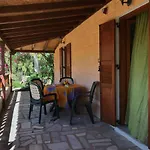 Mikro Xorio 3* Vathi