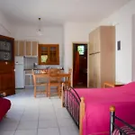 Mikro Xorio Aparthotel Vathi (Peloponnese)