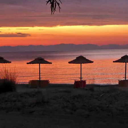 Aparthotel Mikro Xorio 3*