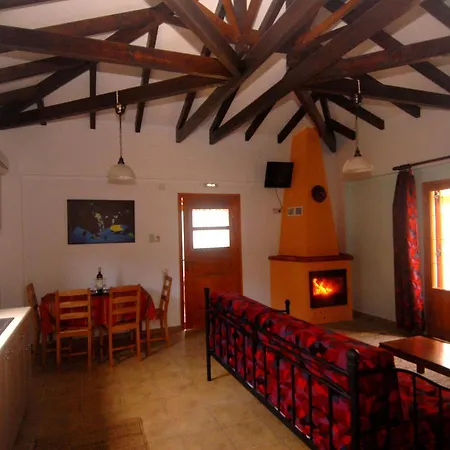 Mikro Xorio Aparthotel Vathy