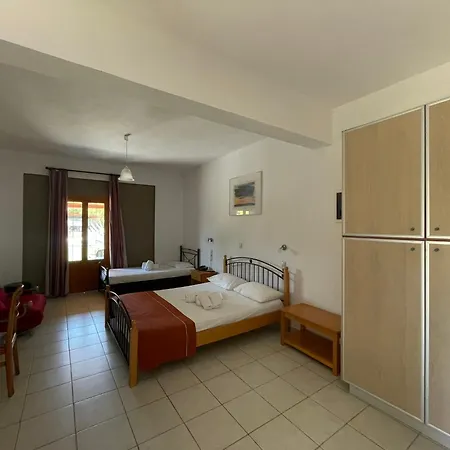 Aparthotel Mikro Xorio