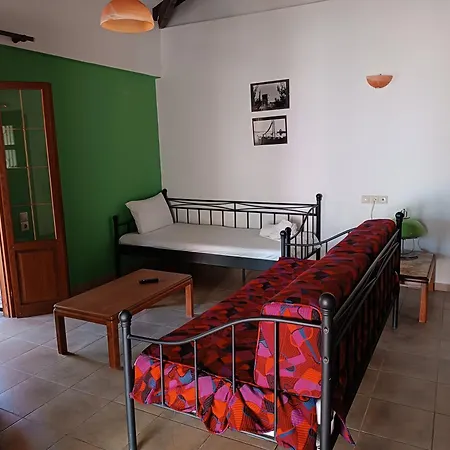 Aparthotel Mikro Xorio