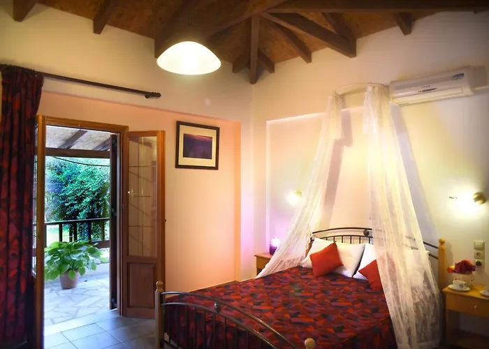 Aparthotel Mikro Xorio 3*