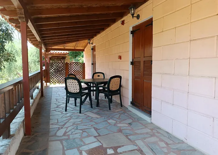 Mikro Xorio Апарт-отель Вати